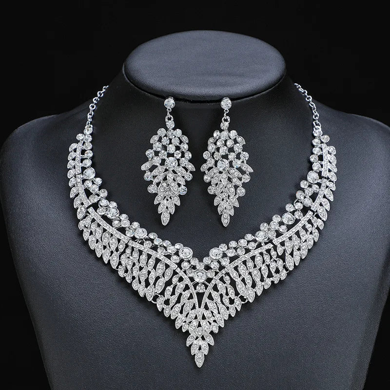 Luxury Jewelry Set Wholesale Elegant Bridal Wedding Prom Red Crystal Statement Earrings Rhinestone Choker Necklace for Women