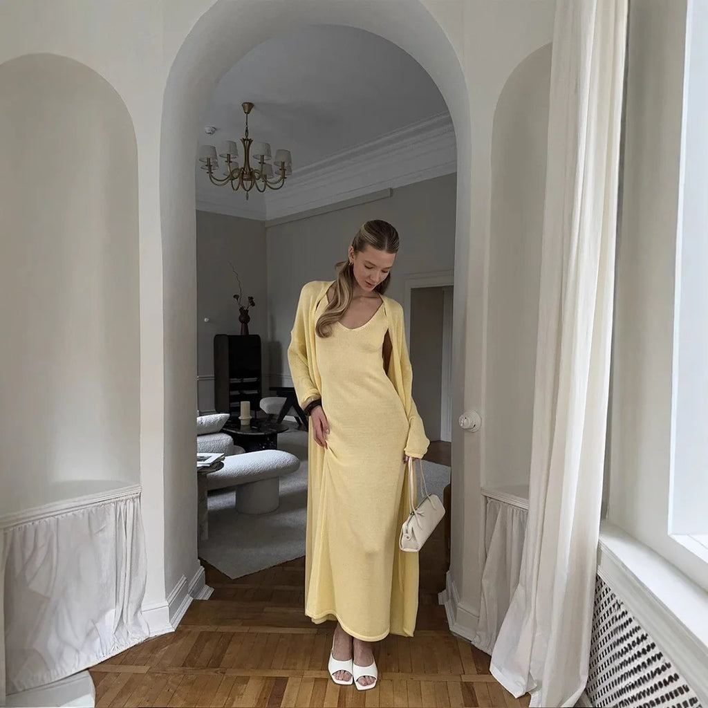 Women's Knitted Hollow out Vest Long Skirt Set Casual Faion Ensemble Hollow out Knitwear Svel Summer Outfit